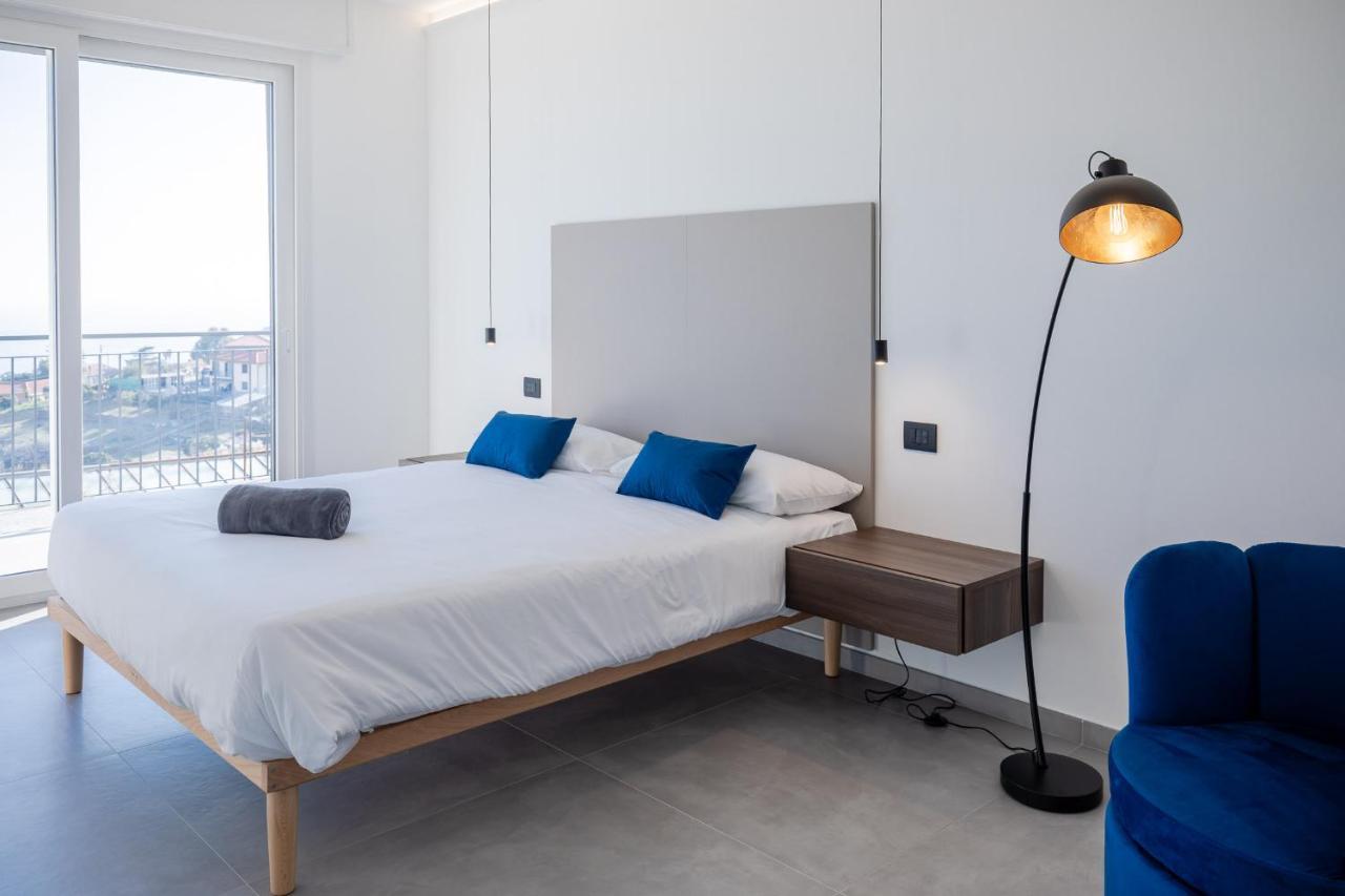 Villa La Matta Apartments And Luxury Suites 산레모 외부 사진