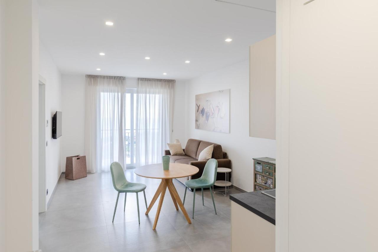 Villa La Matta Apartments And Luxury Suites 산레모 외부 사진